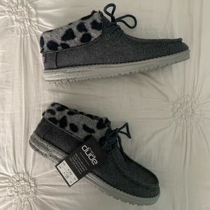 Hey Dude Britt Grey Cheetah Ankle-High Booties